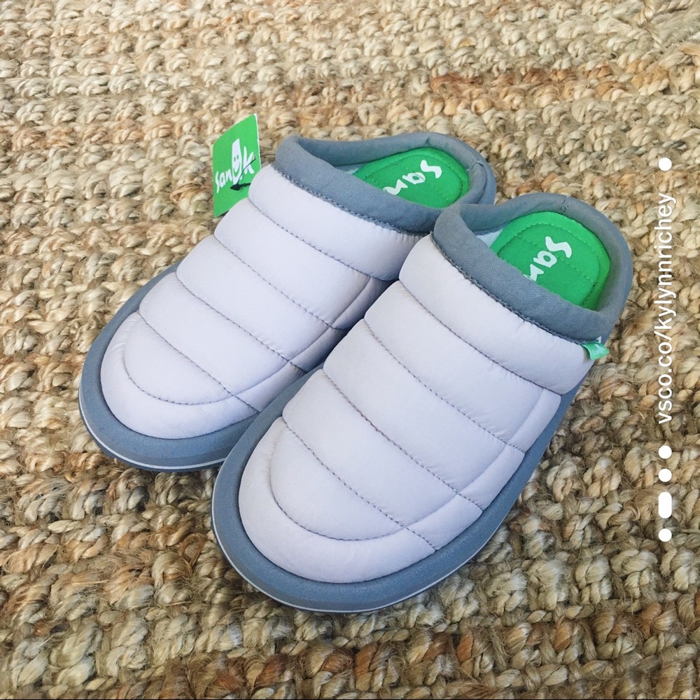 Sanuk Puff n Chill Low | cozy slippers